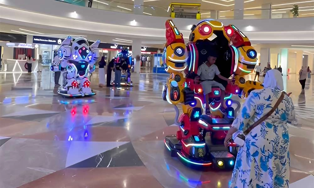 Feedback from Iraqi customers regarding the Walking Robot Ride operation at the shopping mall site - H.Q.Amusement