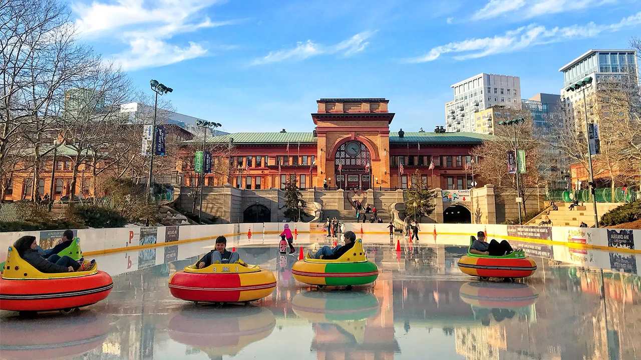 How Do Ice Bumper Cars Work