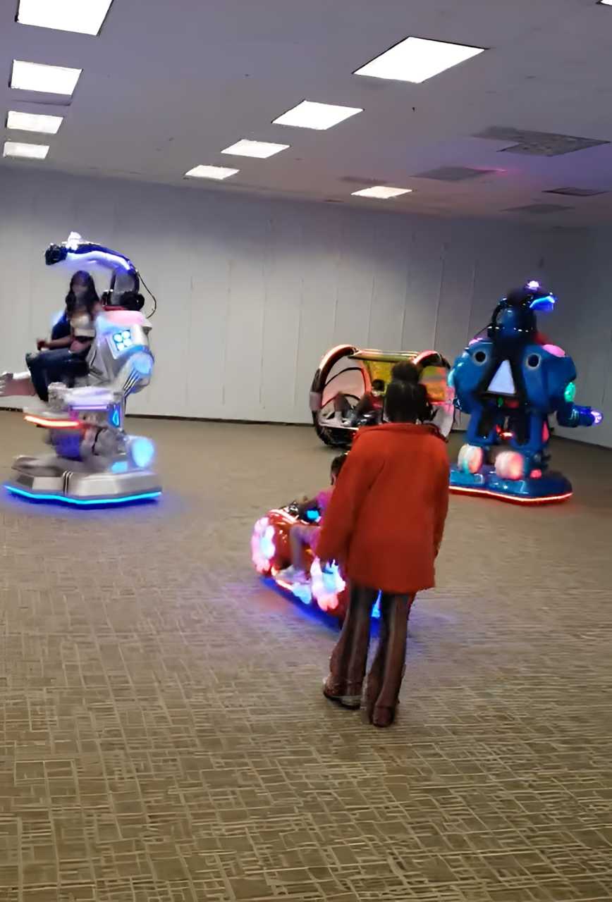 Indoor Arcade amusement kiddie ride business