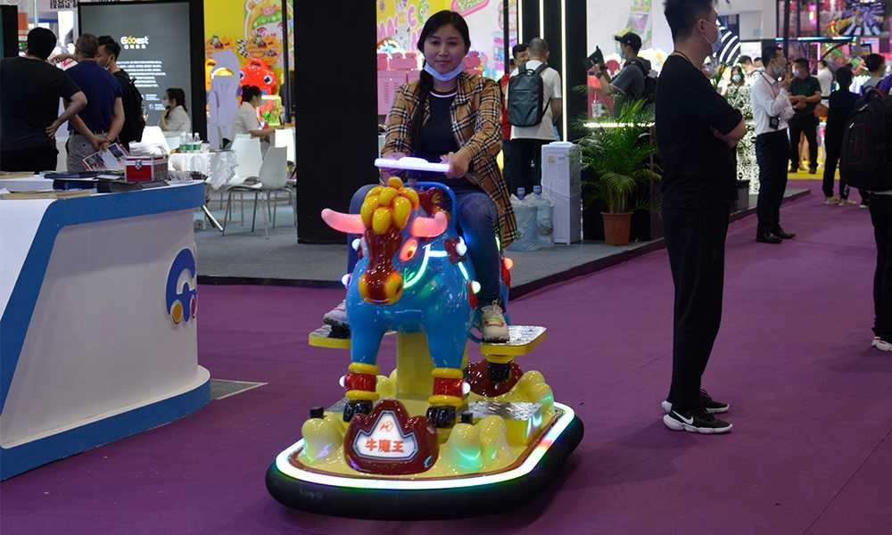 mechanical bull swing ride demo with adult riders - H.Q.Amusement