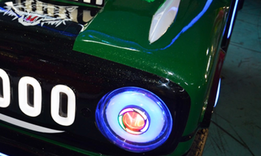 Off-Road Fighting Vehicle Automotive-grade paint finish - H.Q.Amusement