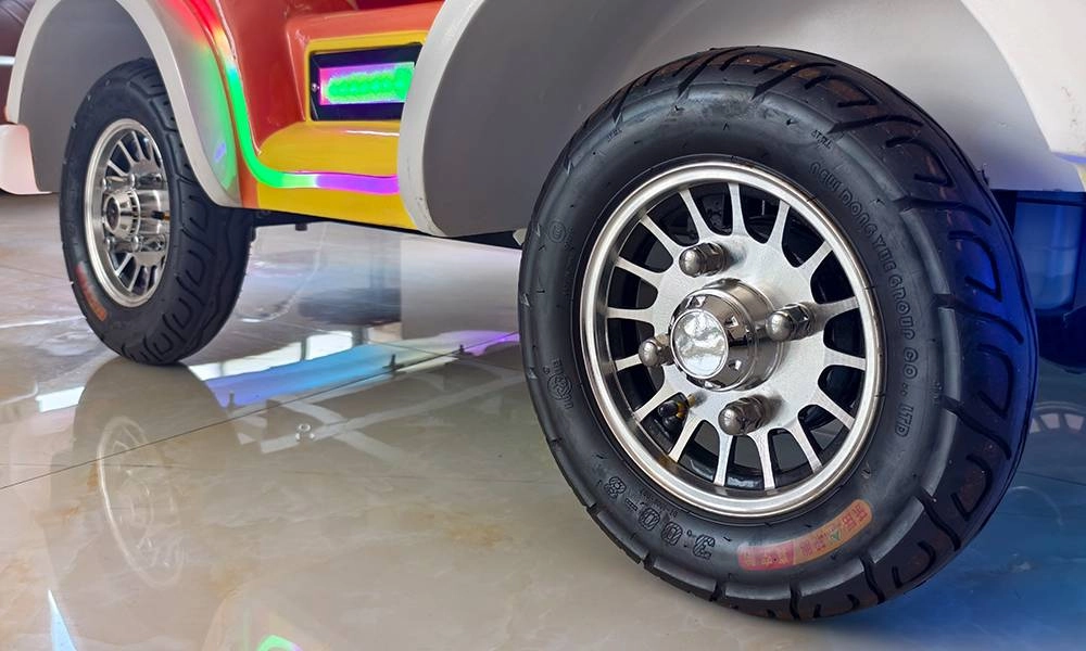 Oversized All-Terrain Wheels - H.Q.Amusement