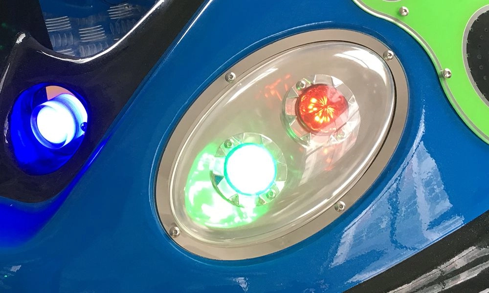 Spaceship bumper car first generation Diamond Lighting System - H.Q.Amusement