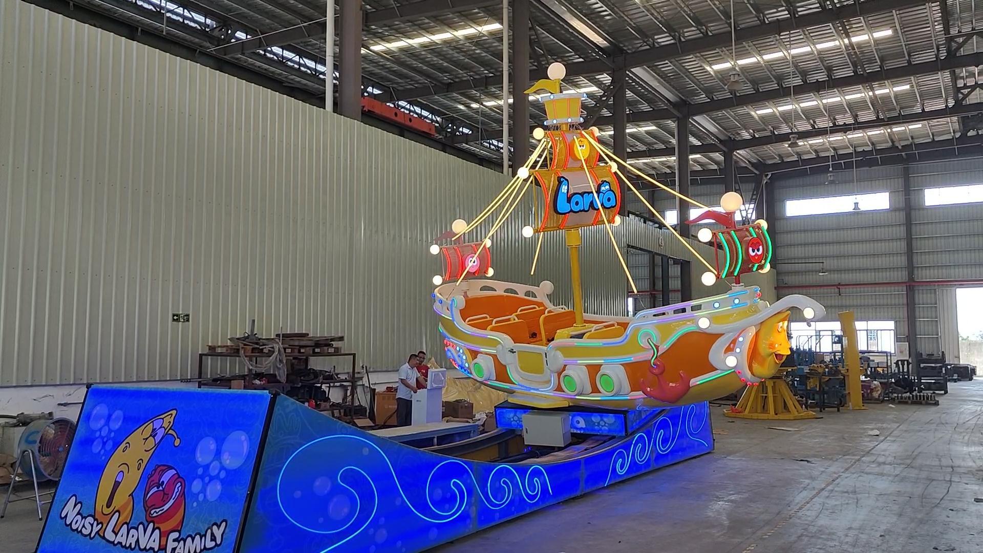 Larva Drifting-Swinging Pirate Ship Boat Amusement Ride with 360&deg; Rotation Video Banner
