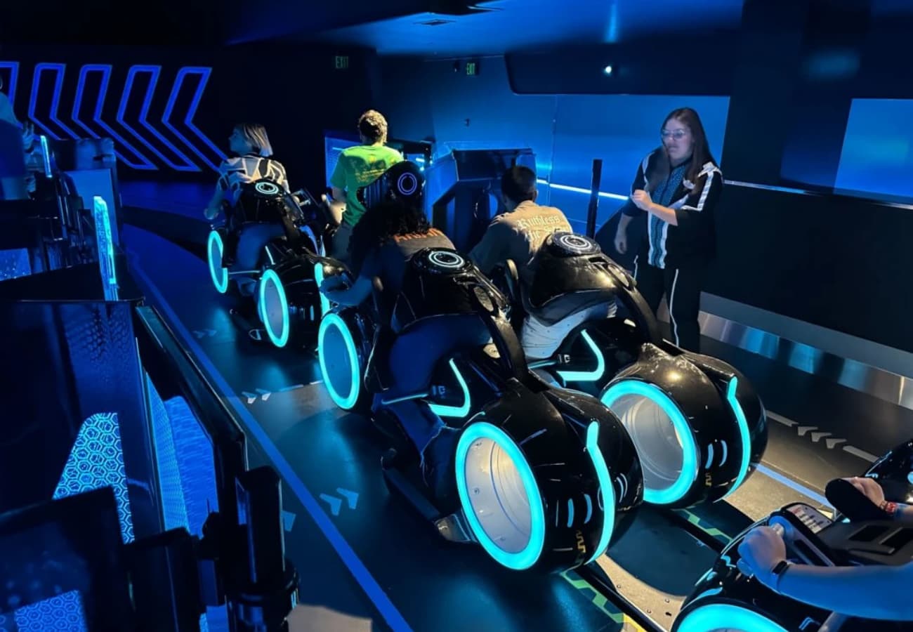 9 Tron Lightcycle