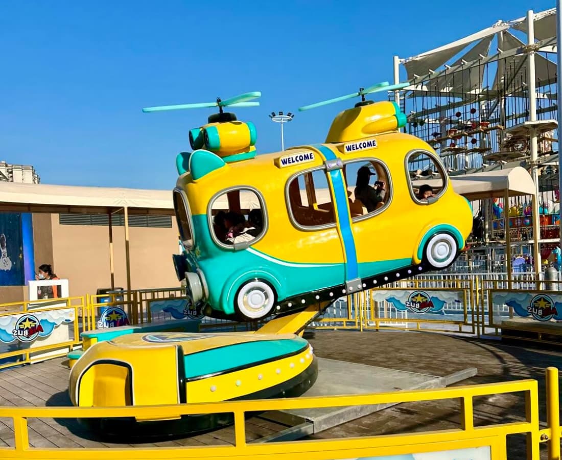 Air Bus in Larva Adventure Theme Park - SUNHONG