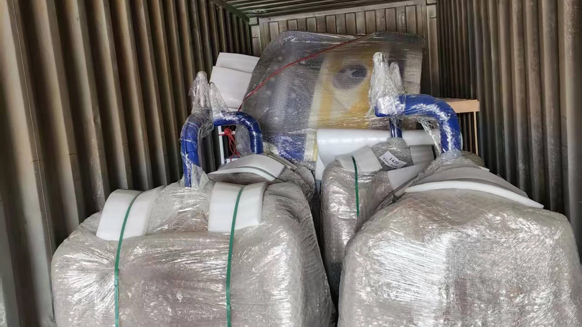 Amusement Park Attractions are Being Assembled in a Container - SUNHONG