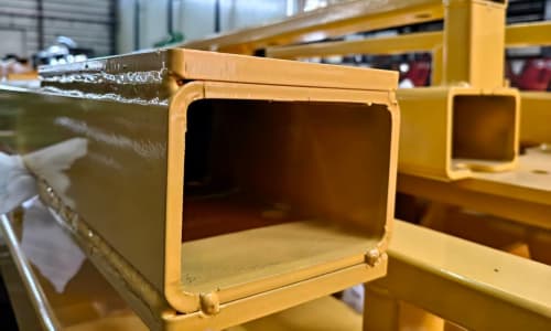 Materiais de aço inoxidável 304 com 10 mm de espessura são usados ​​na fabricação dos brinquedos de parque de diversões da SUNHONG. - SUNHONG