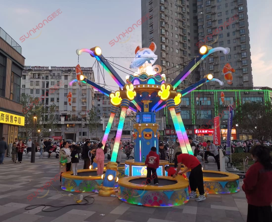 猫钓蹦床晚会社区中心流行蹦极蹦床 - SUNHONG 猫钓蹦床在社区中心晚上很受孩子们的欢迎,蹦极蹦床也很有趣——SUNHONG