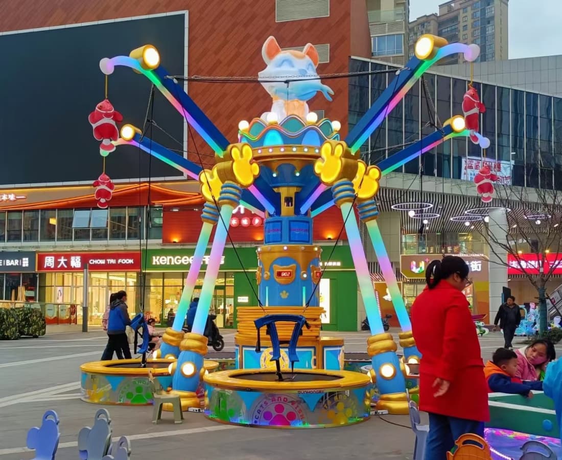 Cat Fishing Trampoline under testing outside a mall, preview of bungee jumping trampoline setup and price - SUNHONG