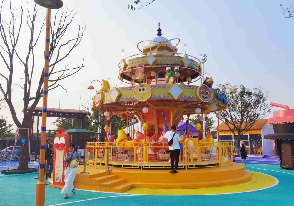 Cultural Town Larya Amusement Park Rides-Larva Carousel-16P - SUNHONG