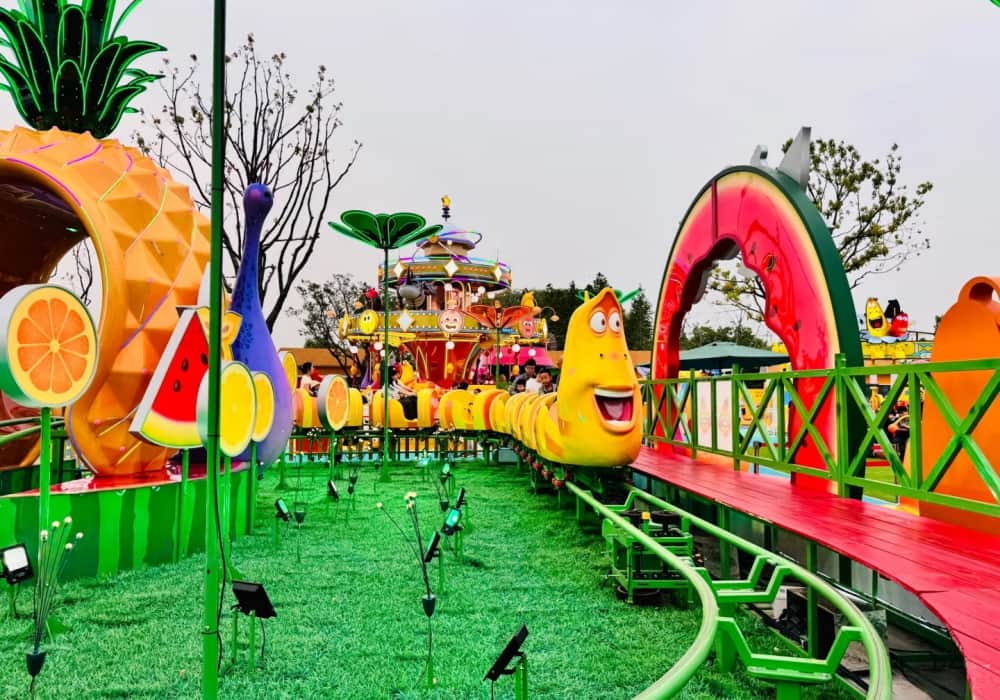 Cultural Town Larya Amusement Park Rides-Larva Fruitland-16P - SUNHONG