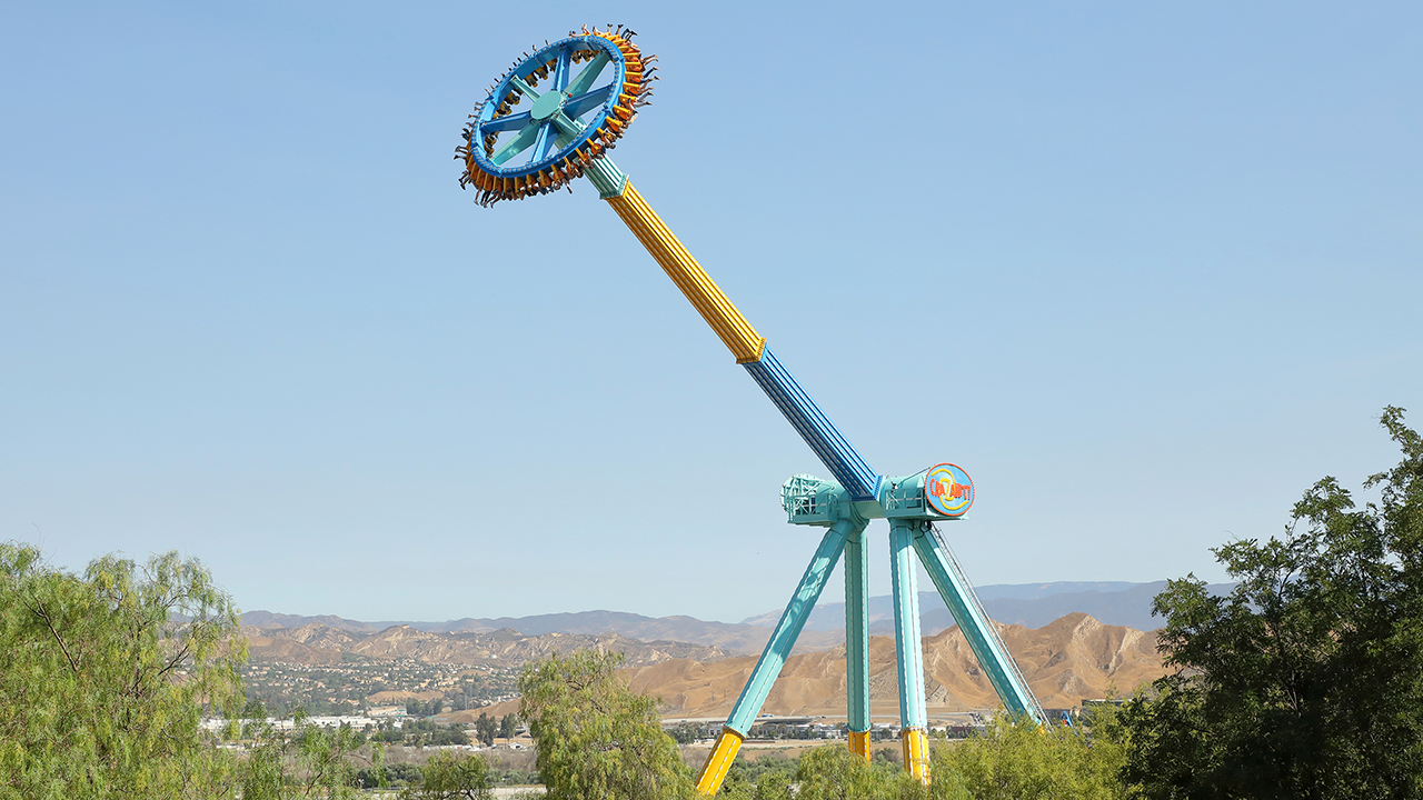 CraZanity – Six Flags Magic Mountain CraZanity – Six Flags Magic Mountain