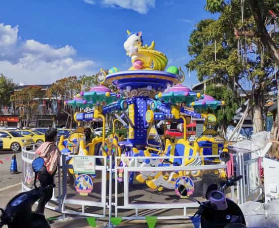 Fada Unicórnio no Parque da Família - SUNHONG