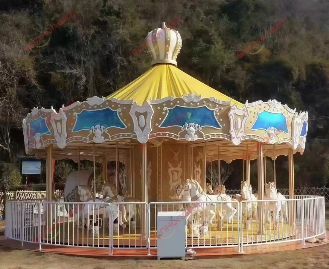 рыцарь-спарта-карусель-24p-белый-горный-фон - SUNHONG White Knight Sparta 12-местный аттракцион-карусель на фоне гор - SUNHONG