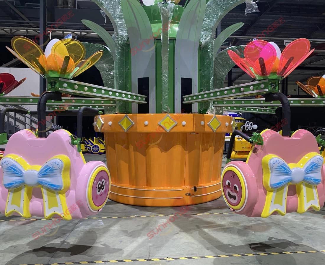 Larva-Blooms-Center-Pillar-Closeup - SUNHONG Larva-Blooms-Ride-Seat-Details - SUNHONG