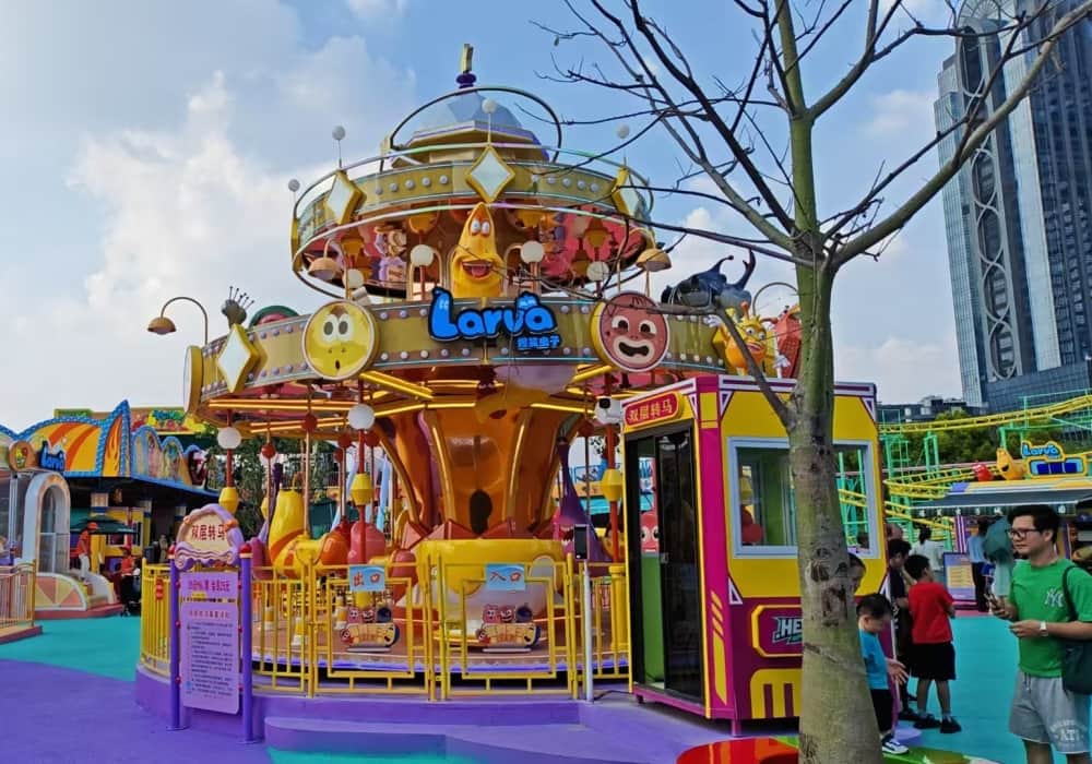 Larva City Adventure Park Amusement Rides-Larva Carousel-16P - SUNHONG