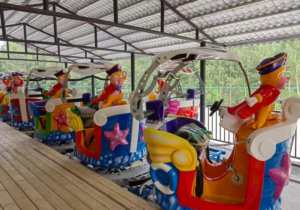 Larva City Adventure Park-Roller Coaster-Larva Spacewalk - SUNHONG