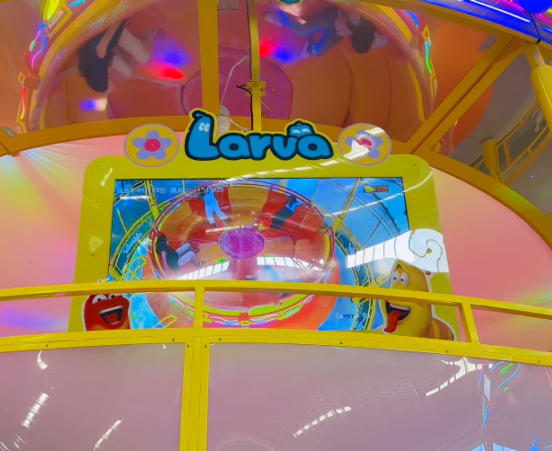 منظر أمامي لمقعد لارفا ديسكو تاجادا في مصنع سونهونغ للألعاب الترفيهية. - سونهونغ