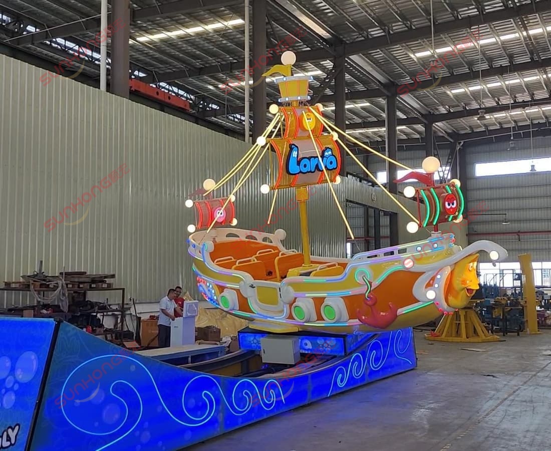 Larva Drifting in Testing at SUNHONG Factory Larva Drifting pirate ship swing ride in action during testing at the SUNHONG factory, showcasing the 360° rotation and thrill ride experience.
