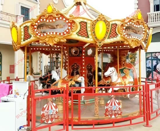 marvelous-circus-carousel-in-Fmily-park - SUNHONG marvelous-circus-carousel in Fmily park - SUNHONG
