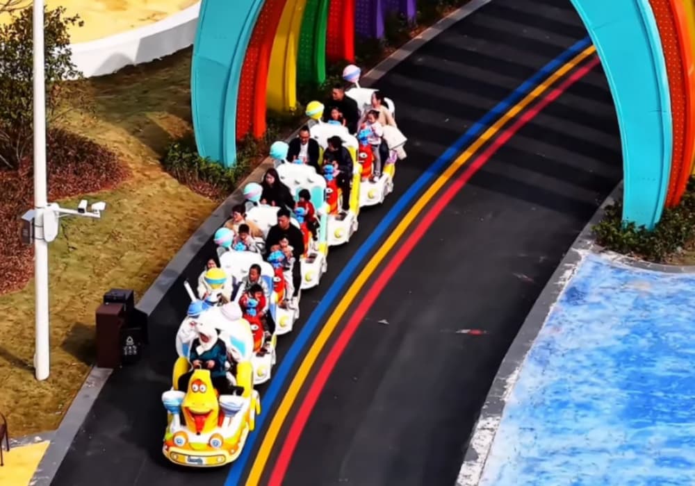 Seaside Fortress Amusement Park Rides-Larva Ranger-11P - SUNHONG