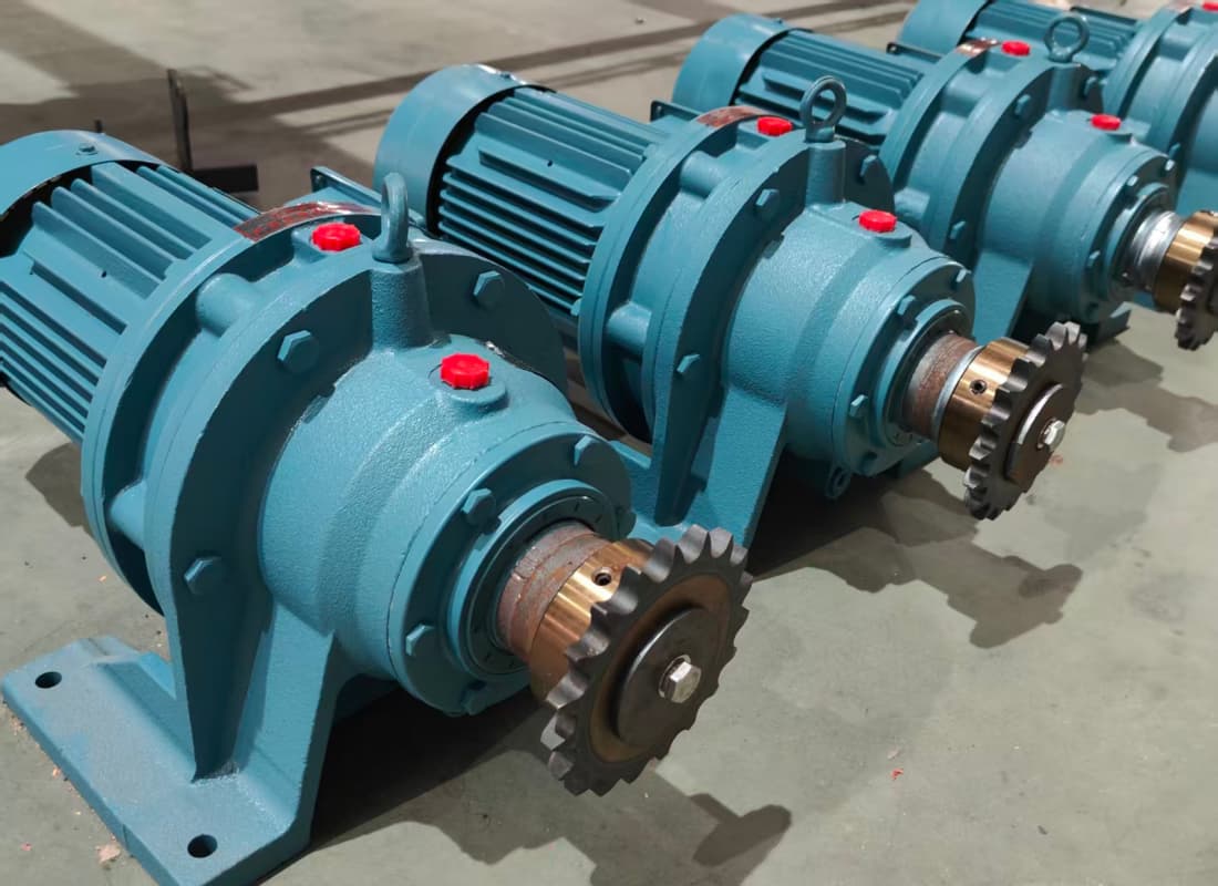 Моторы для аттракционов SUNHONG обладают высокопроизводительными характеристиками, обеспечивающими долговечную и эффективную работу. - SUNHONG