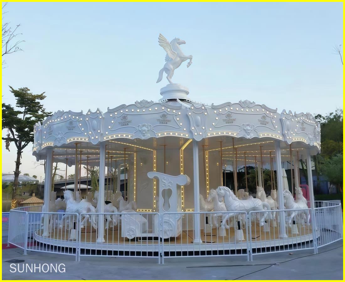 Passeio de carrossel Knight Sparta com 36 lugares à venda, fotografado como atração principal em um parque de diversões - SUNHONG