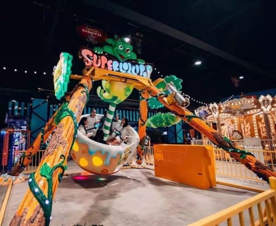 Brinquedos compactos de pêndulo para parques internos da SUNHONG, fabricante profissional de brinquedos de diversão - SUNHONG