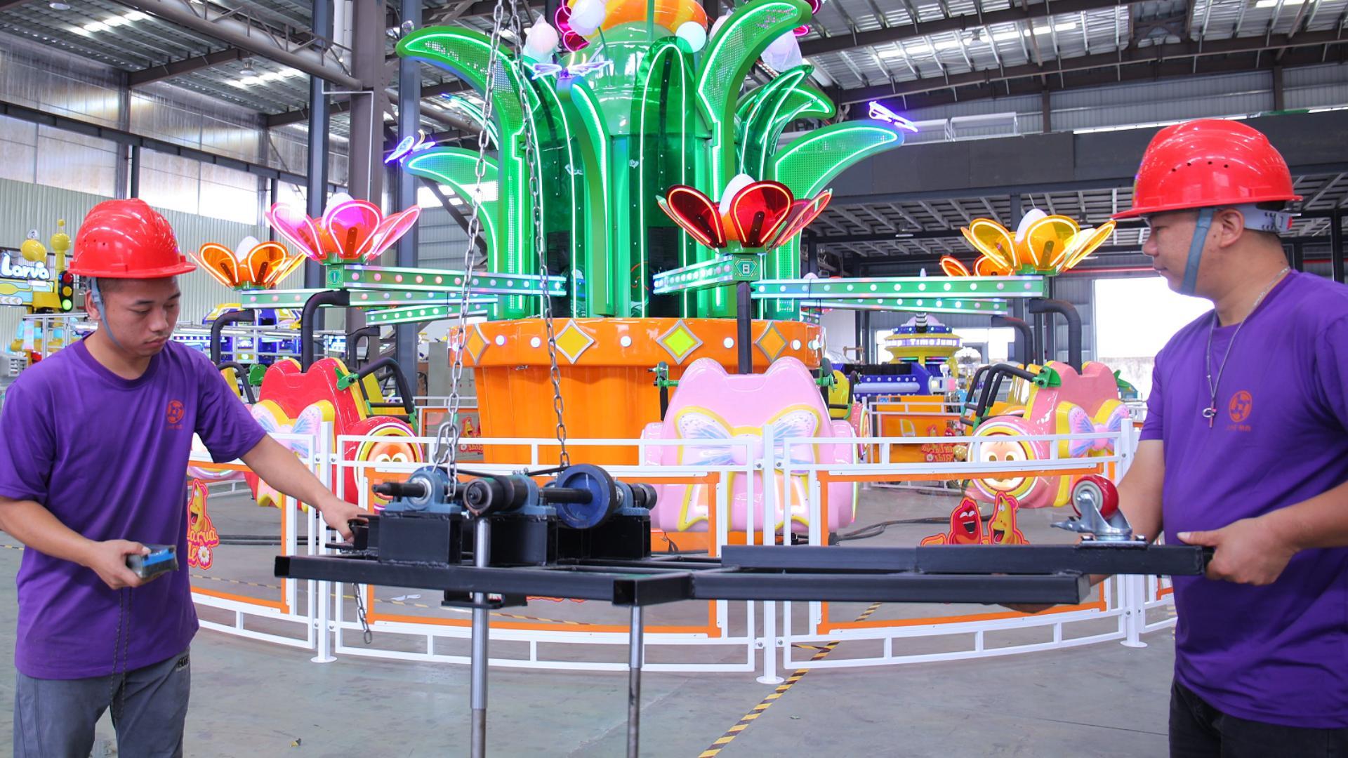 SUNHONG workers are installing amusement equipment (3) - SUNHONG