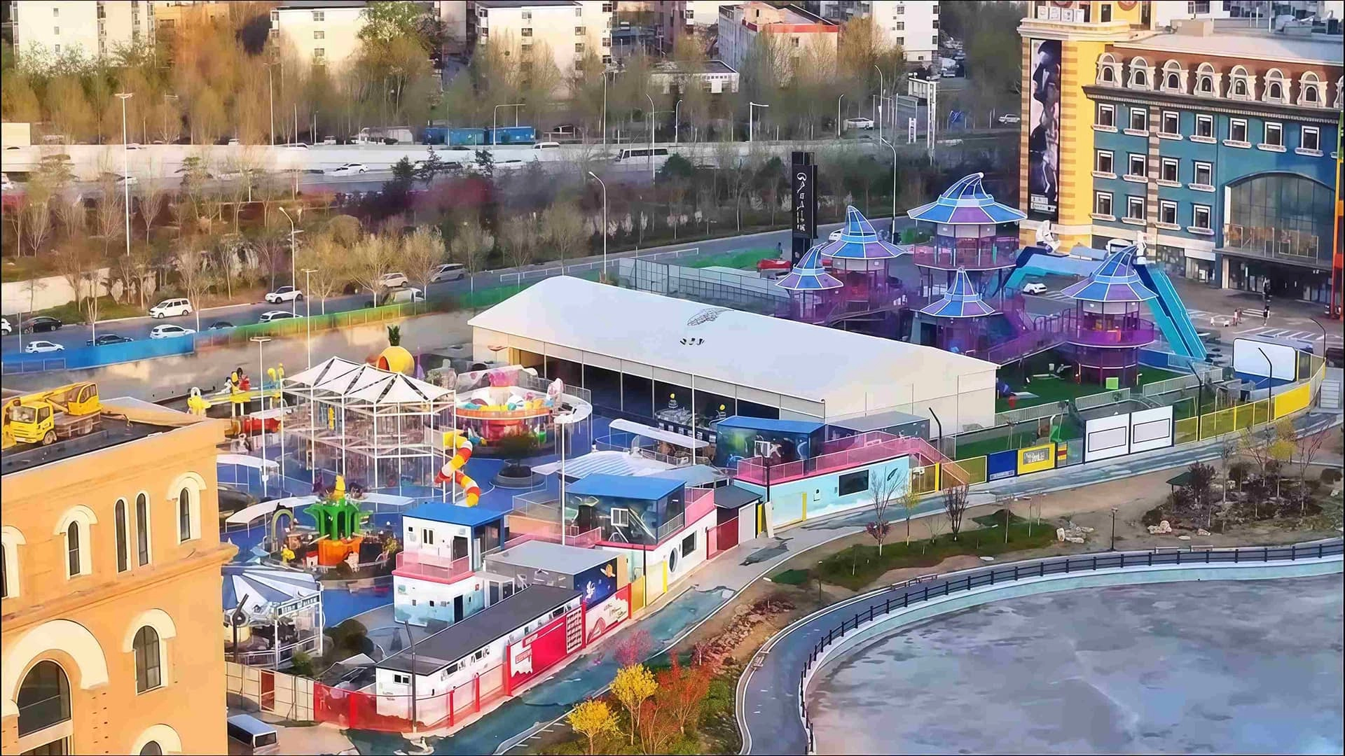 Le parc d&#39;attractions avec décor nordique construit par SUNHONG