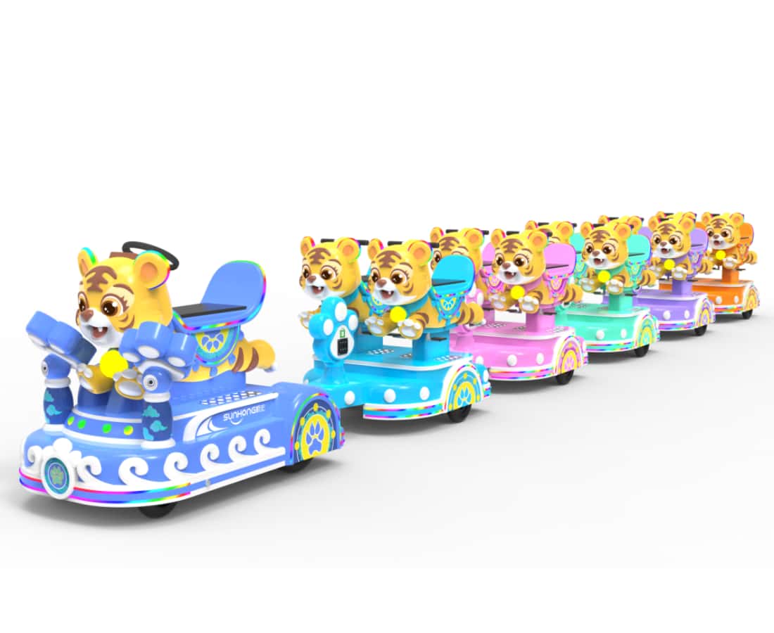 Set penuh perjalanan kereta api kecil tanpa jejak Tigger berwarna-warni yang dibarisi untuk tarikan hiburan keluarga. - SUNHONG