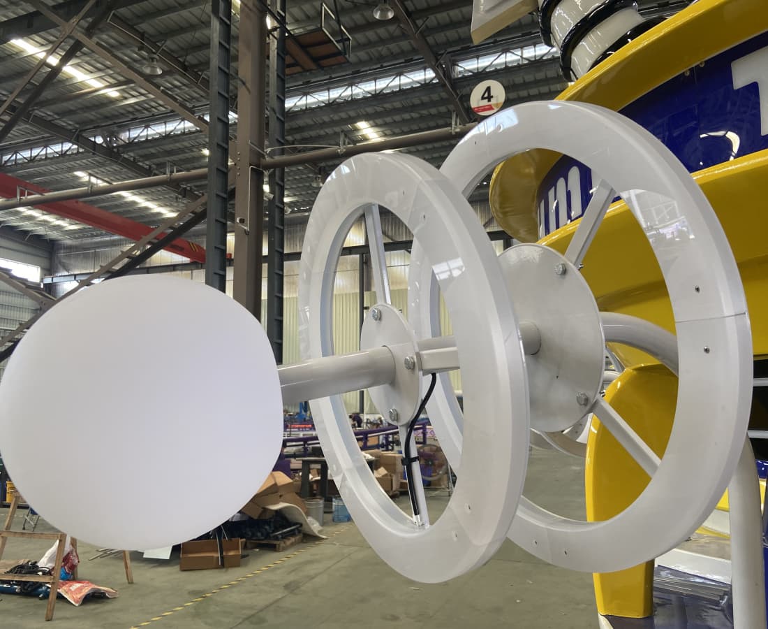 Mentol lampu bercahaya tunggangan Time Jump