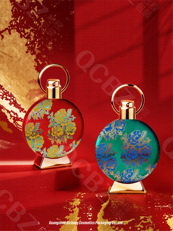 Two ornate perfume bottles, red and green, with floral patterns on a red and gold background. - Kartun