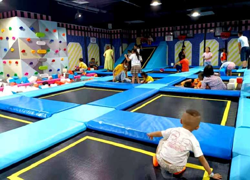 trampoline park4 案例图4 - FEI FAN