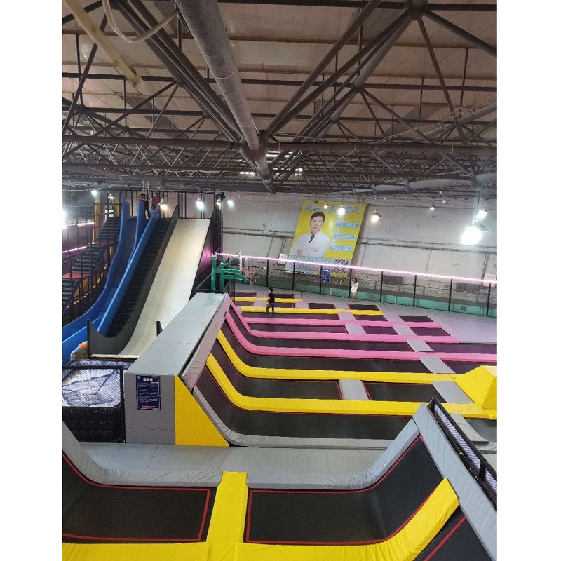trampoline park31
