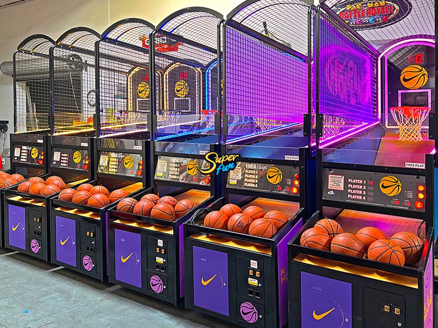 Play-A-Ball-–-Basketball-Arcade-Machine - Superfun Play A Ball – Basketball Arcade Machine - Superfun