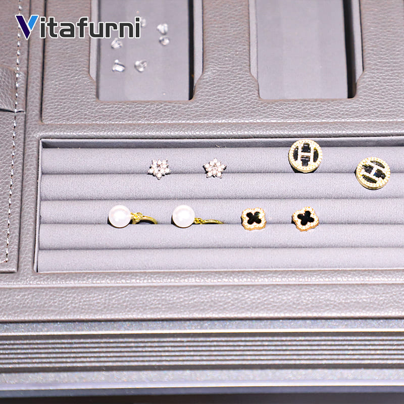 Integrated Closet Jewelry Box