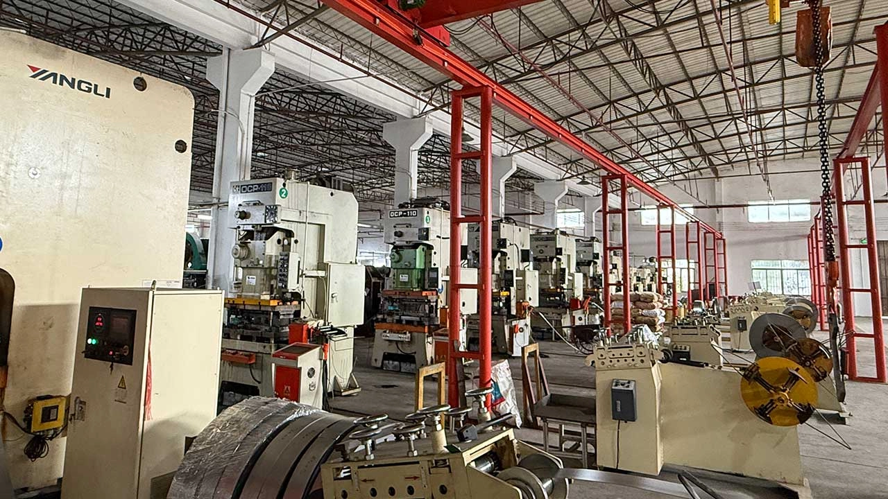 Production (1) - Vitafurni