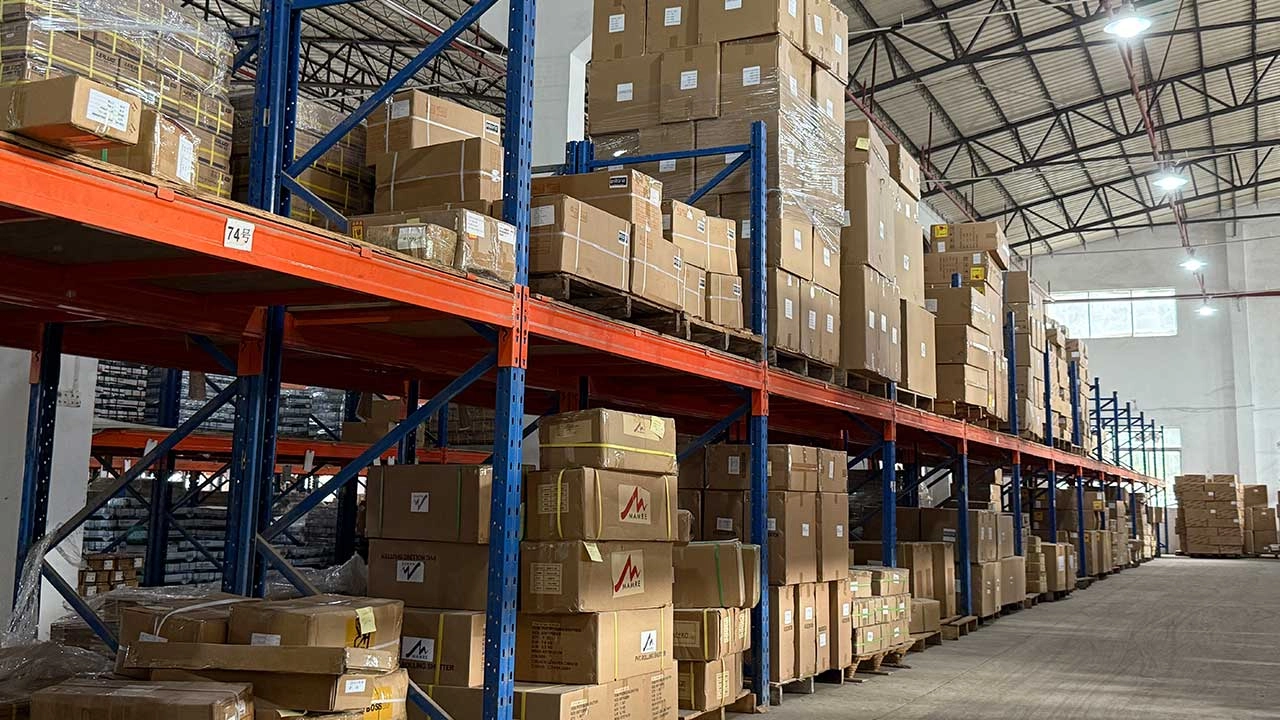 Warehousing - Vitafurni