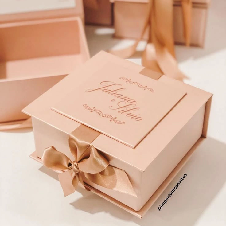 customized gift boxes wholesale