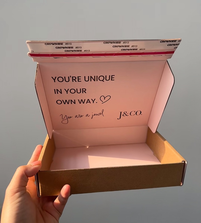 End Tuck Top Corrugated Shipping Boxe