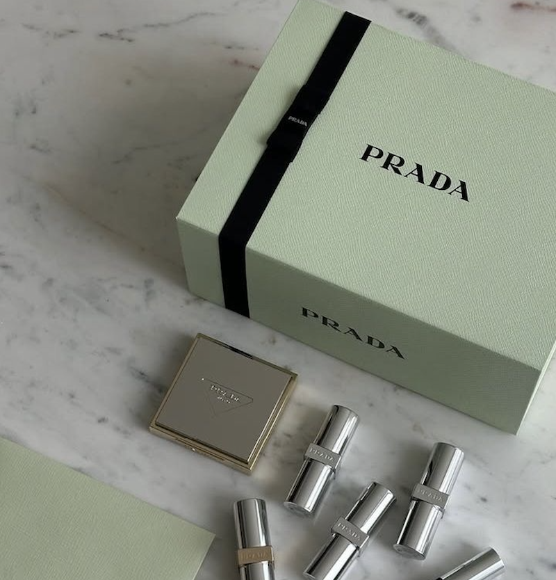 luxury cosmetic packaging