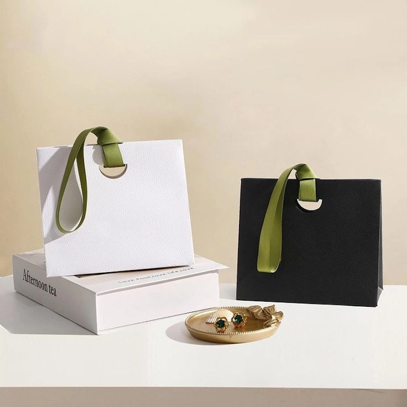 paper-shopping-bags-in-bulk paper shopping bags in bulk
