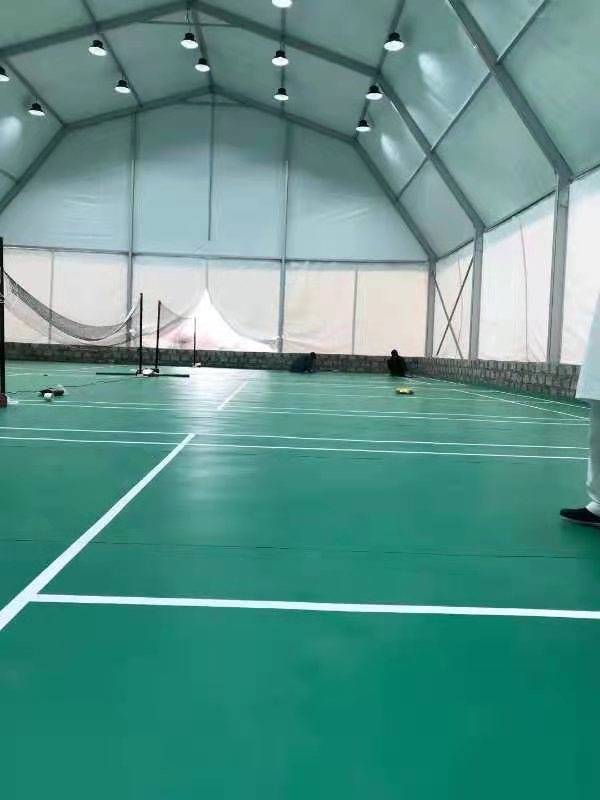 carpa para cancha de bádminton