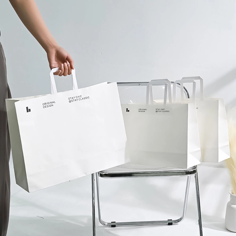 Custom logo luxury foldable paper shopping bag - QianXun