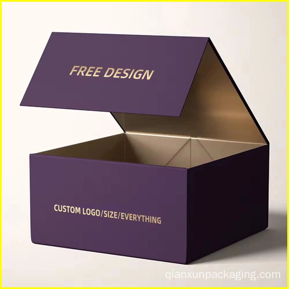 Custom logo rigid box with floral print interior - QianXun