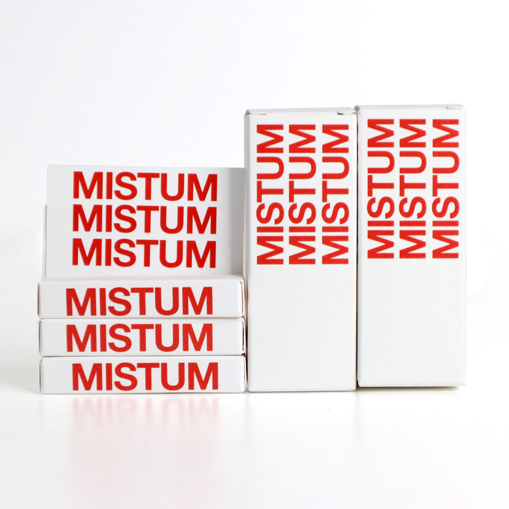 A Cosmetic Packaging Box (2)