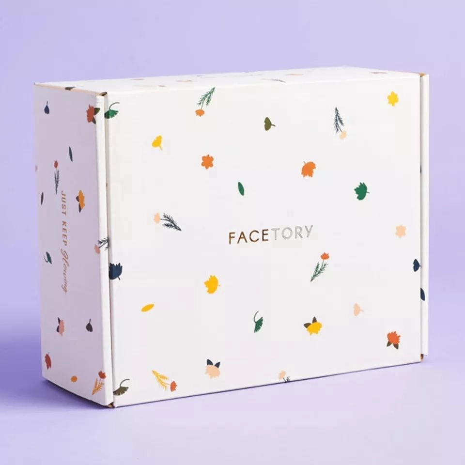 Corrugated apparel packaging carton box for e-commerce - QianXun