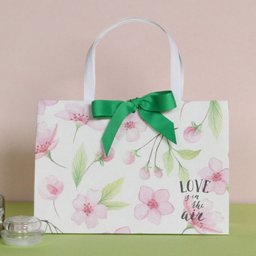 Luxury Shopping and Gift Bag (6)